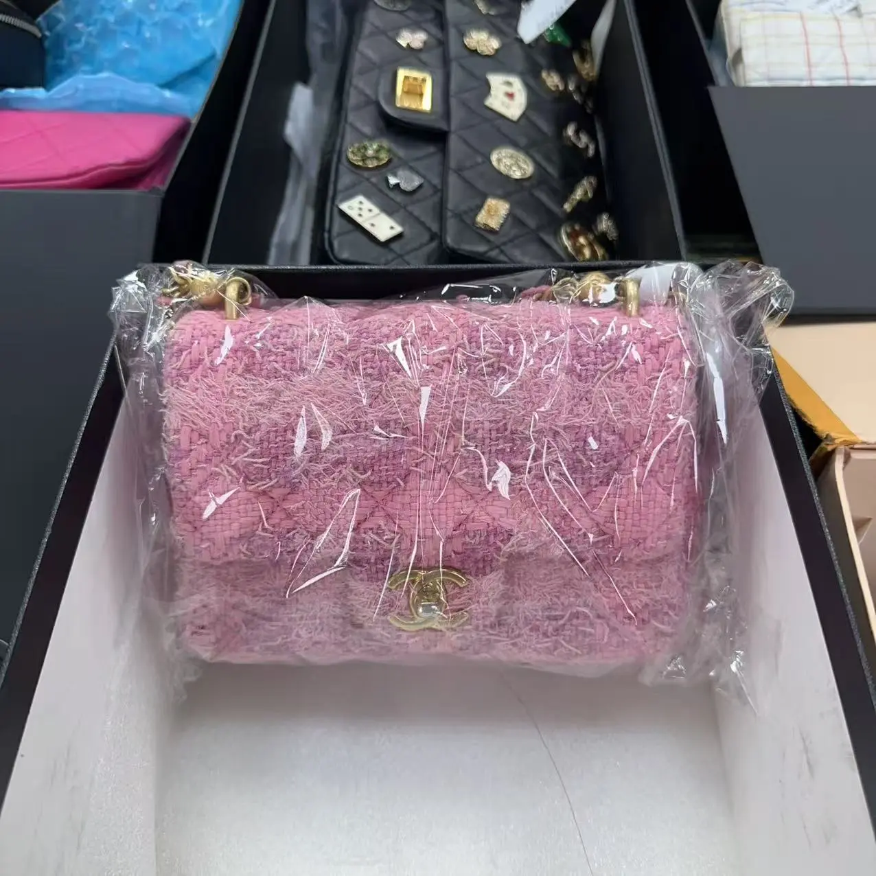 Pre-owned CHANEL france Crossbody Bags HH CF Pink Tweed Square Mini Flap Chain Bag 36198