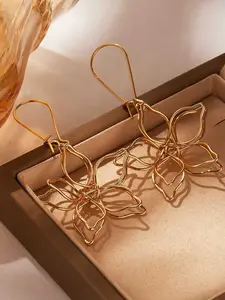 Elegant Hollow Out Flower Earrings, High-End Luxury Summer Petal Studs, Perfect Gift for Women, Parties, Birthdays, Valentine's Day