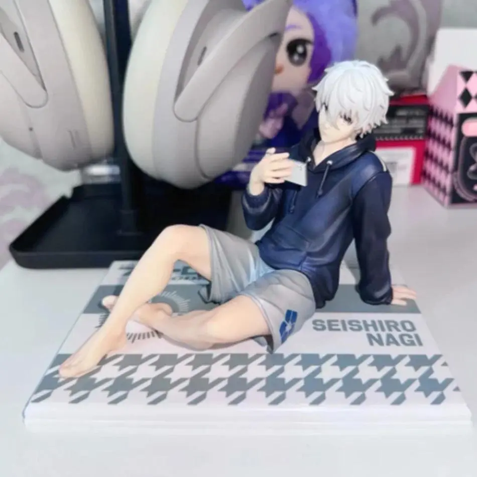 In-Stock Blue Lock Seishiro Nagi PVC Sitting Action Figure, Hanging Home Decor Collectible Model, Kids' Birthday Gift Anime Figures, Pvc Material