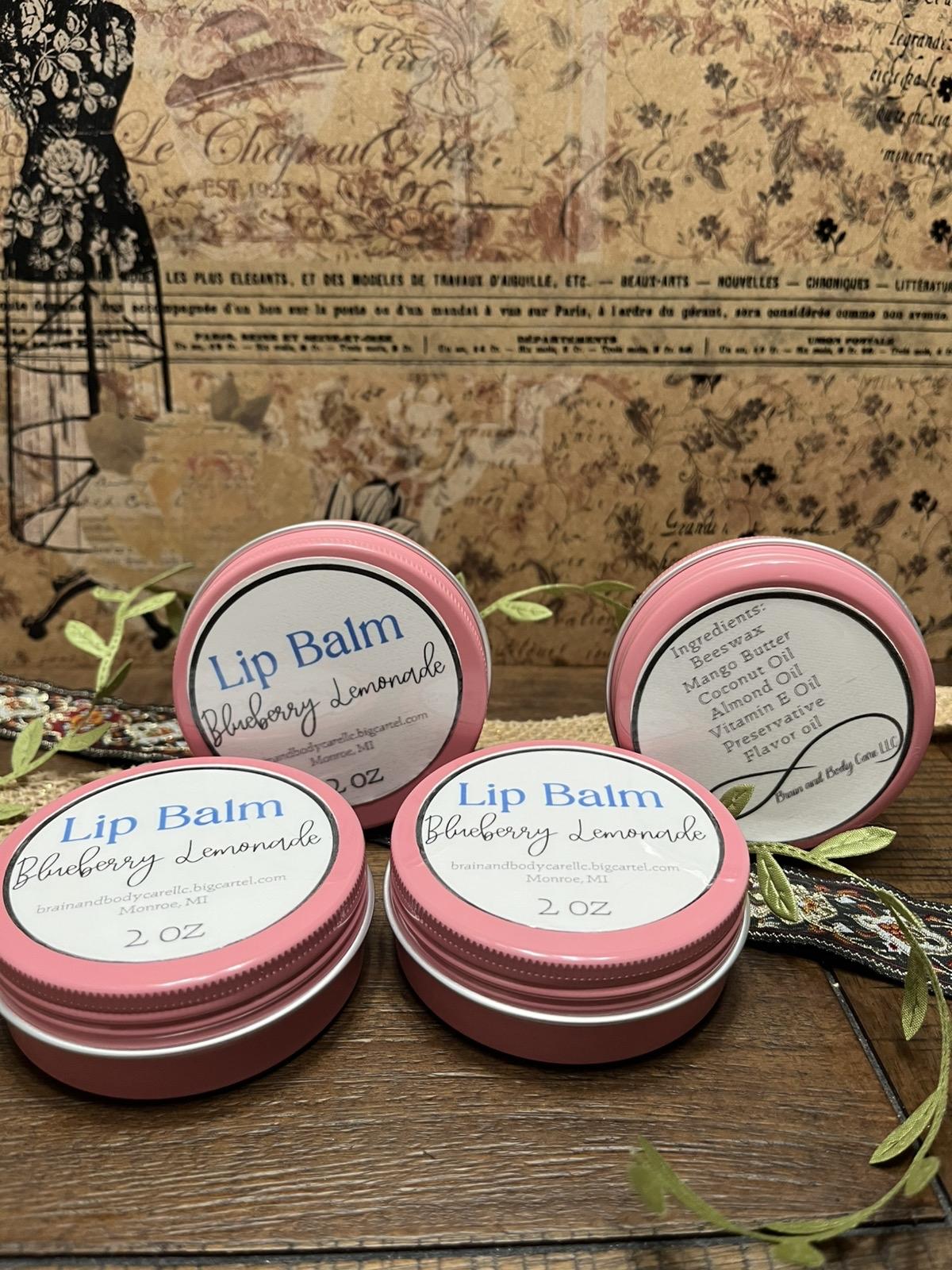 Shea Butter Lip Balm with Beeswax Moisturizer for Body Care Comfort Shea Butter Lip Balm with Beeswax Moisturizer for Body Care Comfort