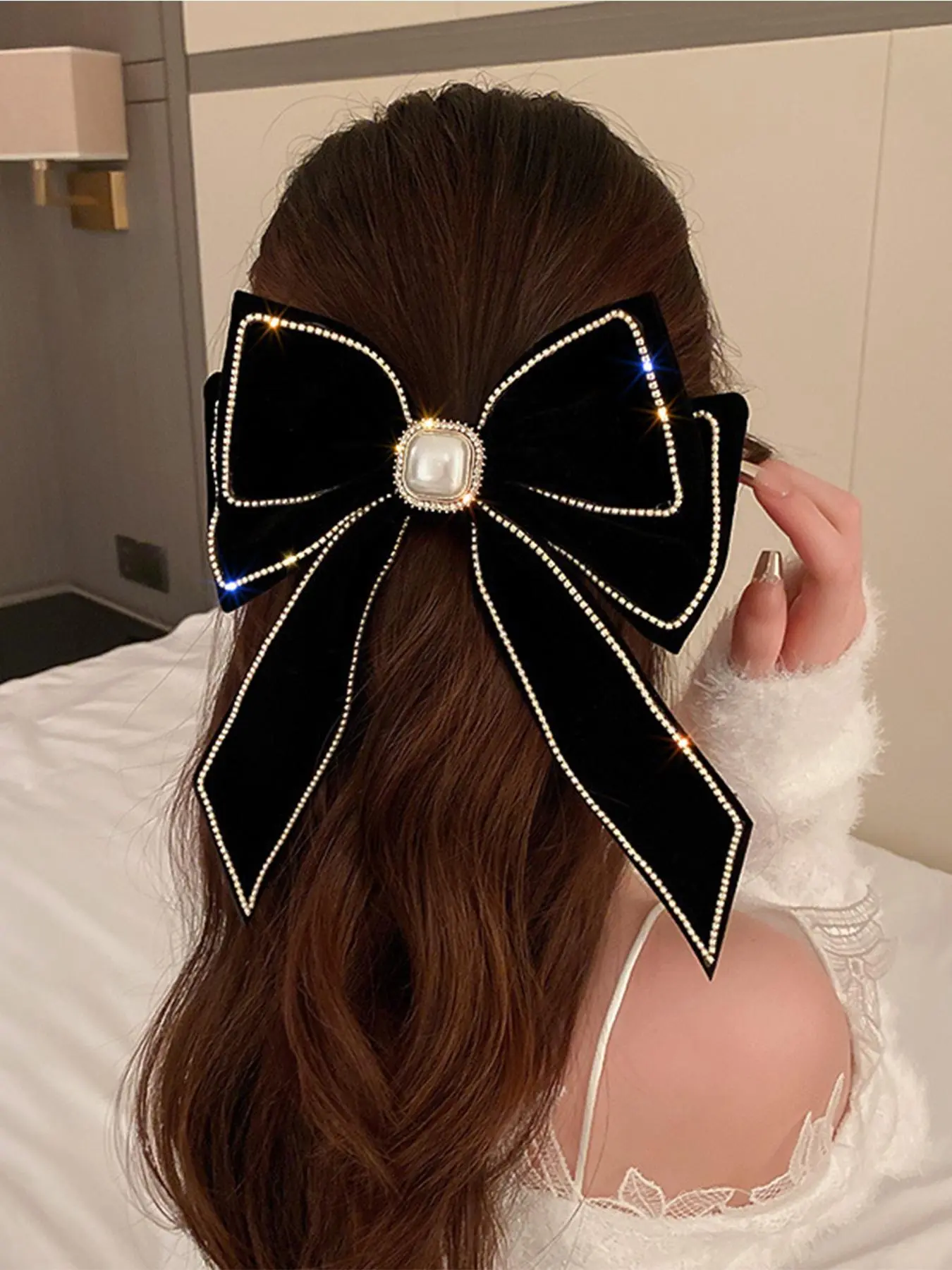 Women's Elegant Rhinestone & Faux Pearl Decor Pretty Bow Hair Clip, Trendy Exquisite Bowknot Hair Clip, Chic Hair Accessories for Hairstyle Decor, Hairpins, Pearl Hair Clips, Bows for Hair, Fashion Hair Accessories