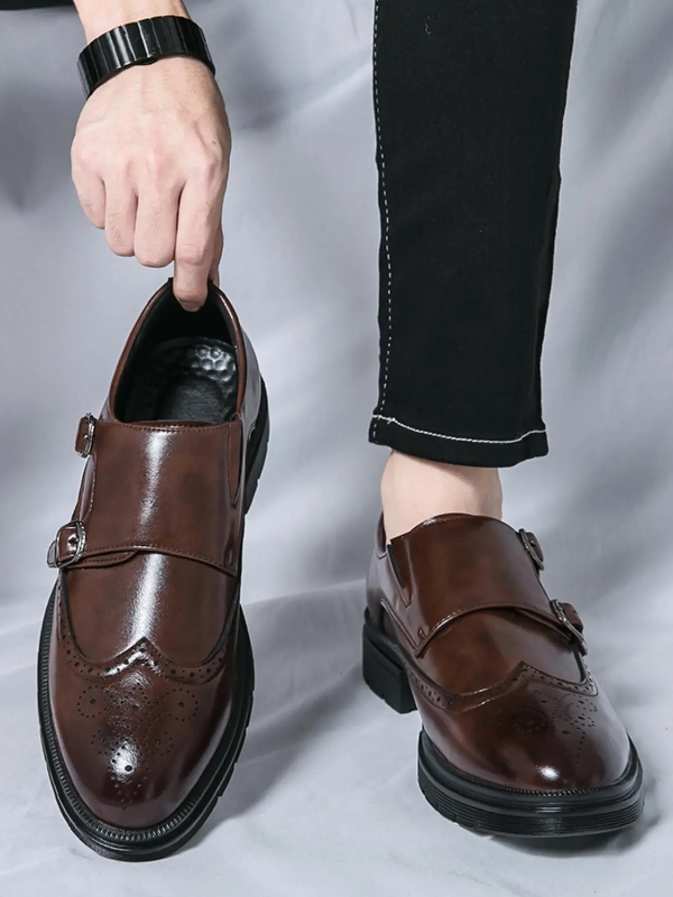 Men's Business Formal Brogue Embossed Design Dress Shoes, Fashionable Pointed Toe Slip on Shoes for Party, Office, Daily Clothing Decor for Men Formal Footwear Business Style Footwear
