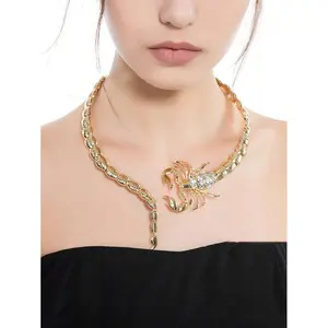 1pc Exaggerated Personalized Animal Series Scorpion Snake Necklace For Women, Suitable For Daily, Party, Vacation Wear, A Gift For Family And Friends