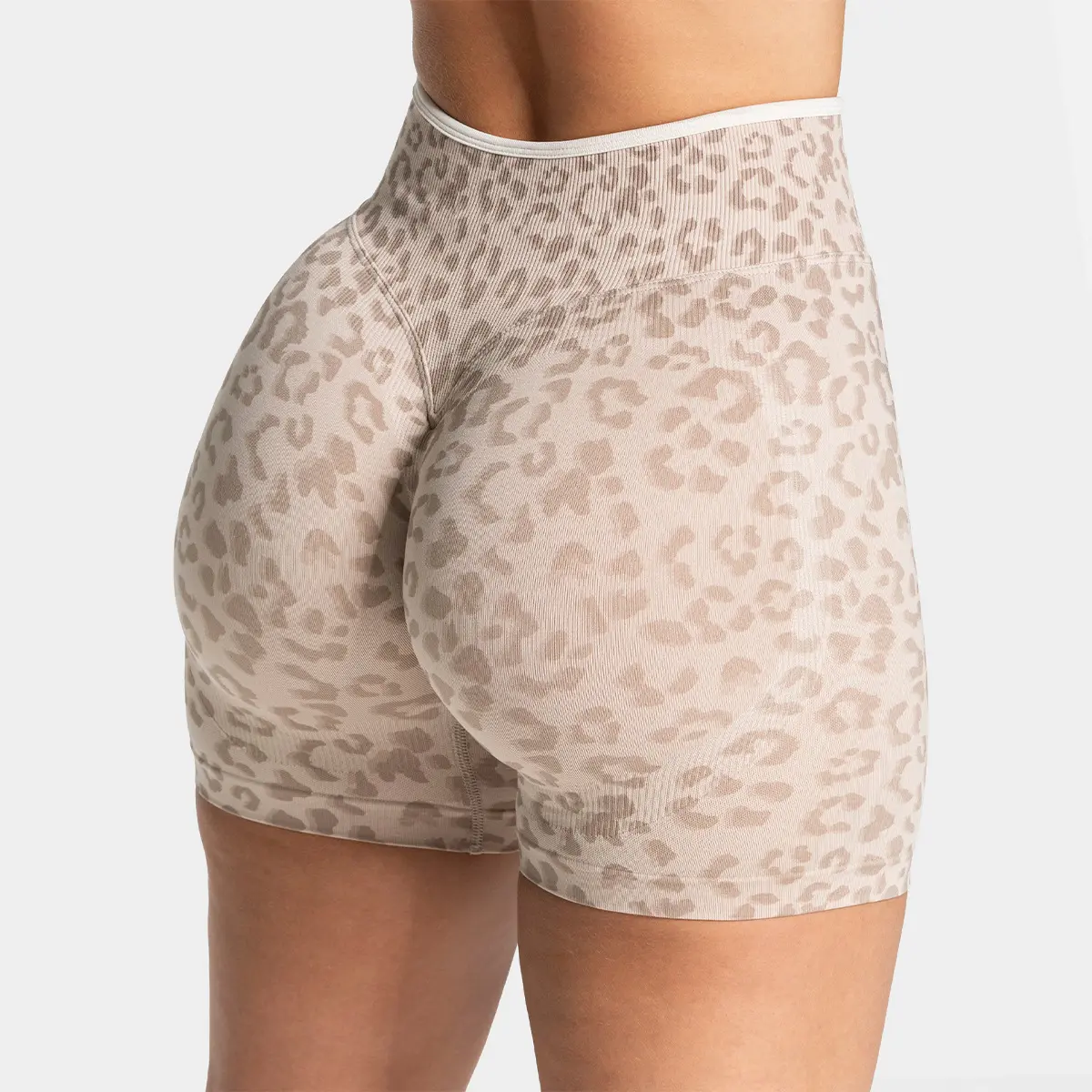 DF~2026 New Leopard Print 3-Section Seamless Yoga Shorts, Butt-Lifting, Tummy-Tightening, Breathable, Quick-Dry Fitness Sports Pants【BWDK】
