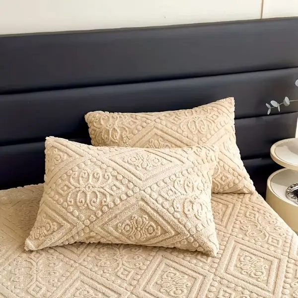 Farmhouse Pillow Covers 3D Embossed Jacquard Fluffy Fleece Vintage Decorative Pillowcase Matching Fitted Sheet Bedding Set Soft Cushion Cover For Bedroom Couch Living Room