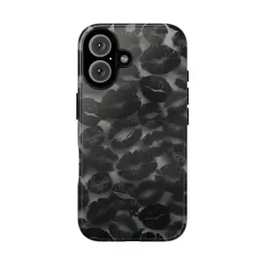 Bold Kiss Me Goodnight Typography Romantic Quote Drop Protection Tough Phone Case Shockproof Heavy Duty Durable Hard Cover Aesthetic Gift for iPhone 11 12 13 14 15 16 17 Pro Max Plus