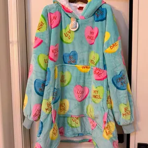 Closeout - Heart Candy Oodie