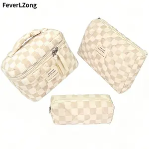 Floral Quilted Makeup Organizer Set Padded Cotton Cosmetic Bag Large Capacity Travel Bag for Skincare and Makeup pattern multifunctional