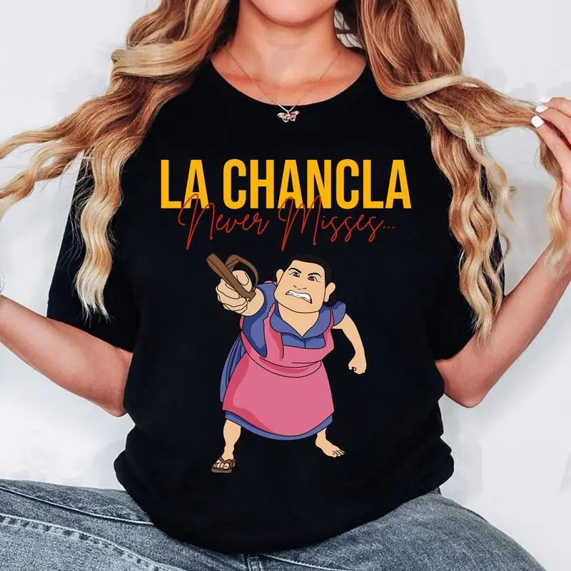 La Chancla T-Shirt, Funny Hispanic Moms T-Shirt, Te Calmas O Te Calmo T-Shirt , Crewnecks, Cotton, Casual, Unisex T-shirts, Gift For friend