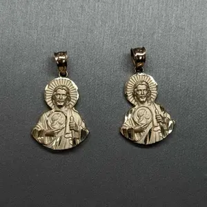 14K Gold Medio Cuerpo San Juditas Pendant with Detailed Relief and Radiant Halo Design for Religious Jewelry