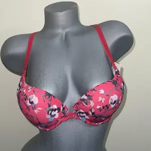 Super Push Up Extreme Padded Maximum Lift Add 2 Cup Size Front-Close Bra. NWT   New Arrivals  Illys Lumie Brand Everyday Womenswear Trend
