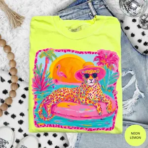 Comfort Colors Tiger Leopard Summer Beach Shirt, Girly Retro Flamingo Graphic Tee, Colorful Cute Aesthetic Vibes, Trendy Vacation Outfit