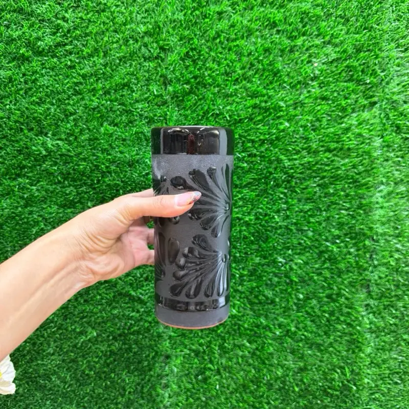 Handmade Glass Relieve Cielito Lindo-Negro Negro-355ml. Handmade Glass Relieve Cielito Lindo-Negro Negro-355ml.