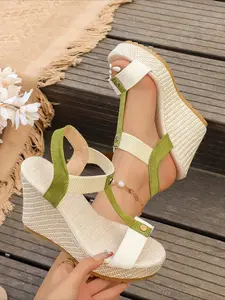 Grass-woven wedge sandals for women, summer wear, outerwear. Stylish Elegant Fashion Footwear White strap design, thick sole, height increase, waterproof platform, one-piece sandals, beach shoes.