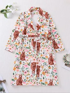 Women's Flannel Coral Fleece Robe, Highland Cow Print, Soft Comfortable Long Sleeve V Neck, Winter Home Wear, Casual Outdoor Clothing