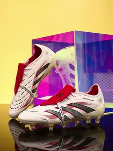 Men's Low-Top Professional Football Shoes, Football Boots, Ideal for Actual Matches Training Competitions, Durable Soccer Cleats Enhance Performance, White Color Option