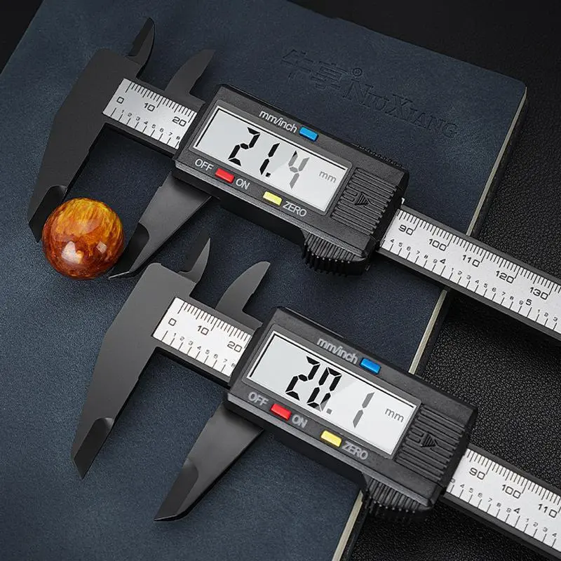 An electronic micrometer measuring tool with an LCD display, using a carbon fiber plastic vernier caliper, a battery-powered precision measuring instrument for furniture hardware parts - measuring range up to 150mm, Digital Micrometer