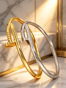 2pcs Light Luxury Elegant Stainless Steel Fashion Style Bracelet Set, Suitable for Daily Commuting, Perfect Gift, Fashion Bracelets