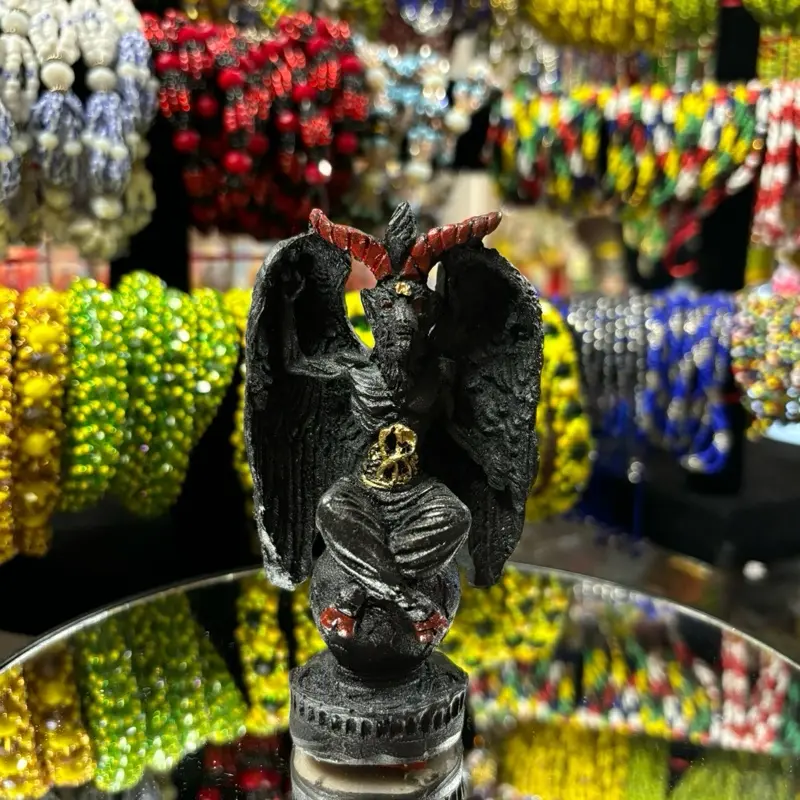 Small Black Devil Statue, Artistic Decorative Sculpture with Gothic Inspiration, Home Decor Ornaments for Home Supplies