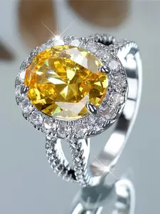 Geometric Round Rings for Women & Girls Zirconia Inlay Luxury Charming Design Elegant Engagement Ring Daily Wear Jewelry Accessory for All Seasons