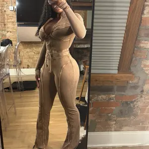 Acid washed cropped flared pants set.