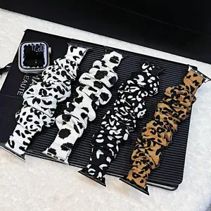 Soft Polyester Apple Watch Band for Women, Leopard Print Elastic Headband Style Fits Series 38mm-49mm, Skin-Friendly Daily Wear Accessory, Smartwatch Strap