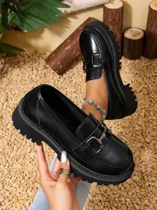 Matte Metal Buckle Thick Sole Loafers for Women, British Classic Vintage Retro Platform Shoes, Spring Fall New Arrival, Versatile Heeled Office Shoes