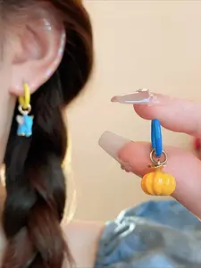 A pair of pumpkin elephant flower leaf fashion earrings, sweet and cute holiday style, suitable for parties and holidays