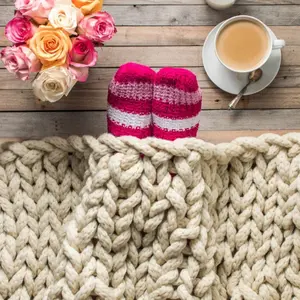 Solid Color Chunky Knit Throw Blanket, 1 Count Handmade Crochet Blanket, Machine Washable Cute Comfy Blanket for Home Decor