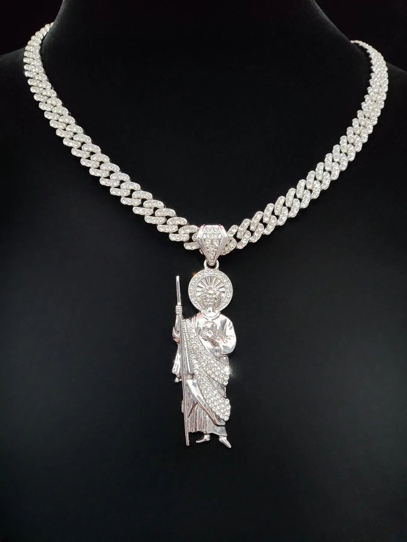 Saint Judas Shaped Pendant Necklace, Cuban Link Chain, Fashion Jewelry for Party, Daily Clothing Decor, Trendy All-match & Exquisite Jewelry for Birthday Gift, Cuban Link Design, Bling Stylish Accessory