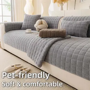 Thick Plush Couch Cover for Dogs, Pet-Friendly Soft Couch Seat Protector, Non-Slip Sofa Pad, Washable Sectional Sofa Cover, Washable Sofa Slipcover, Cozy Home Decor, Universal Size Fits Single, Double, Sectional Sofas