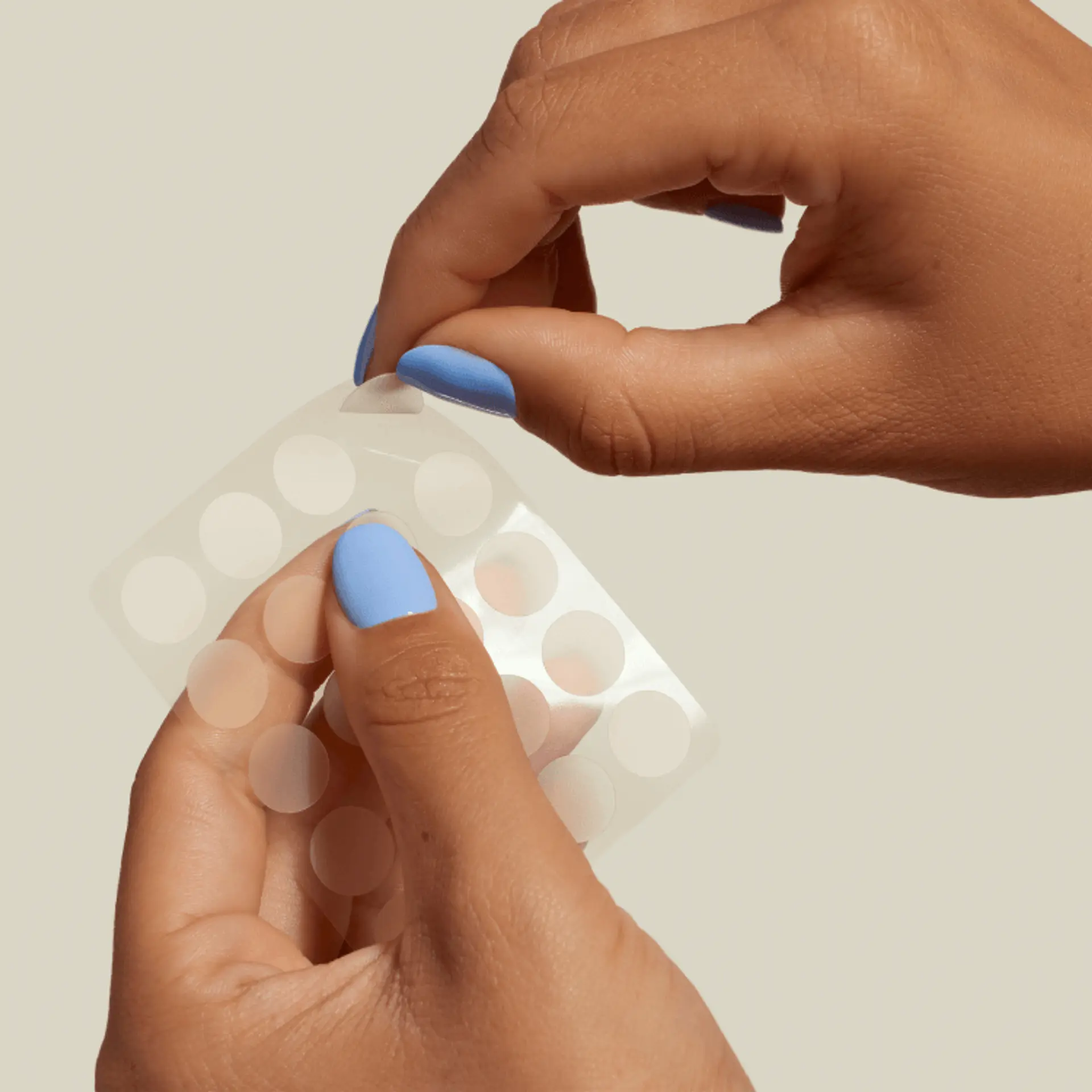 Curology Emergency Spot Patch | Hydrocolloid Acne Patches | Invisible Under Makeup, Waterproof, Fast-Acting Acne Spot Stickers Spot Bandages Blemish Relief Blemish Control