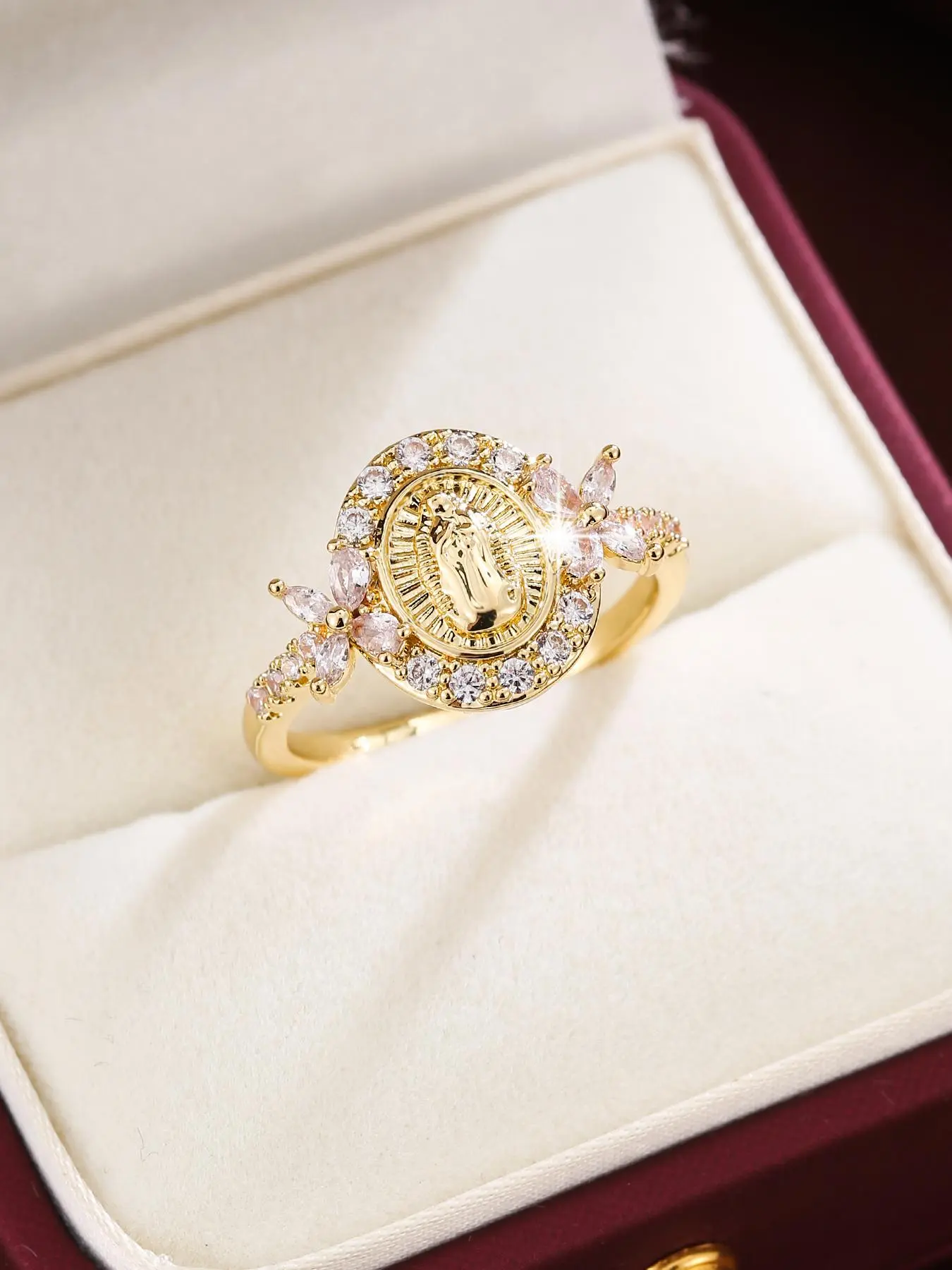 Fashion Rhinestone Decorated Virgin Mary Design Ring, Statement Ring, Elegant Rhinestone Ring, Fashion Jewelry for Party, Daily Clothing Decor, Trendy All-match & Exquisite Jewelry for Birthday Gift, Artificial Gemstone Ring, Beautiful Rings