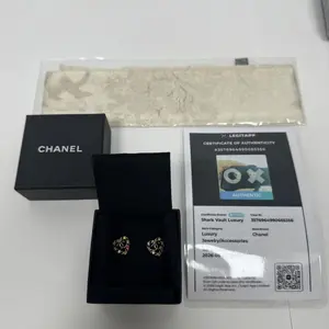 Pre-owned Chanel heart earing for cristina