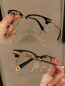Black Warrior Series Luxurious Elegant Reinstallation Manufacturing Court Style Blue Light Blocking Glasses for Women High Quality Eyeglasses with Stylish Square Frames High Quality Eyeglasses Leopard Pattern Eyeglasses Stylish Square Frames