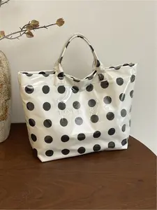Large capacity PVC material tote bag, Stylish tote bag, with waterproof material and design, comes with the "TOTE BAG" letter print, can be carried by hand or on one shoulder, a leisure bag that can be used for commuting, school, shopping
