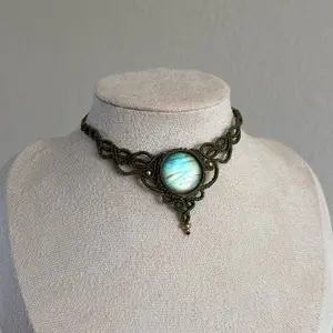 Handmade Macrame necklace with Labradorite