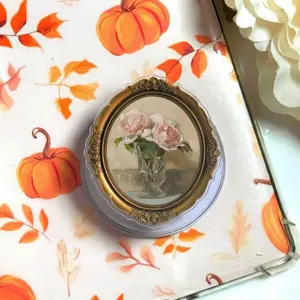 Vintage Floral Oil Painting Phone Grip - Aesthetic Gold Ornate Frame Phone Stand - Dark Academia Rose Accessory for Kindle and Phone - Antique Victorian Art Gift for Book Lovers