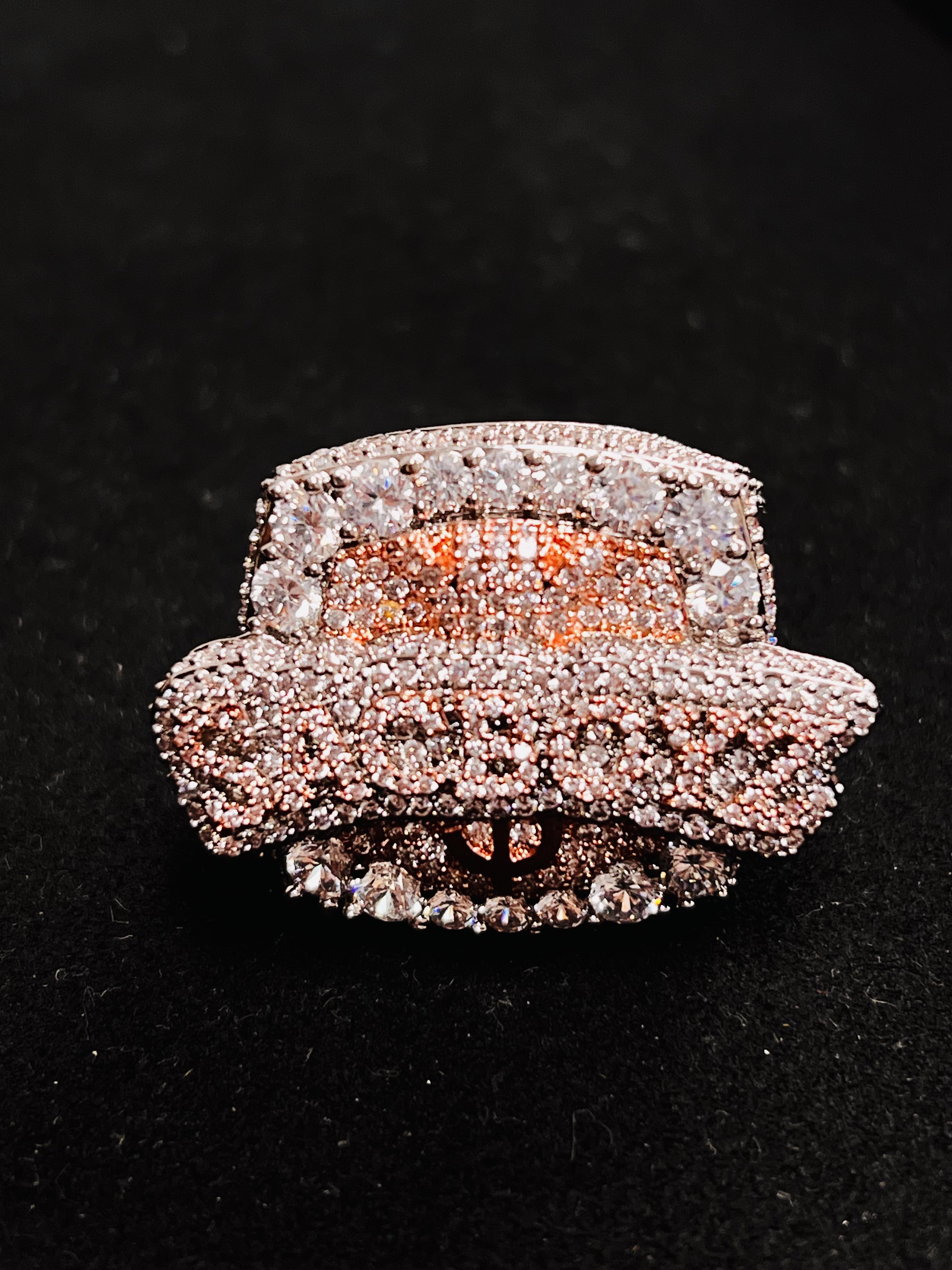 Luxury chilled personalized hip-hop boutique jewelry men's chilled champion ring genuine VVS silicon diamond ice-feel luxury style ring men's high-end ring, Mother's Day and Father's Day gift, large party wearing accessory