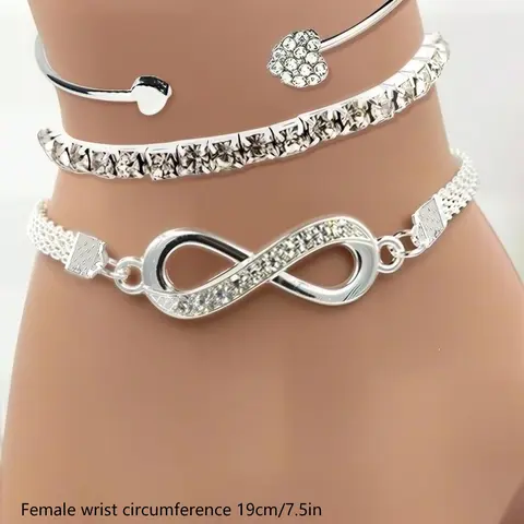 3pcs Women's Minimalist Elegant Heart Rhinestone Bangles Set, Pretty Bracelet, Bracelet Bundle, Fashion Accessories for Parties and Daily Wear, Versatile Elegant Jewelry Bracelet Set
