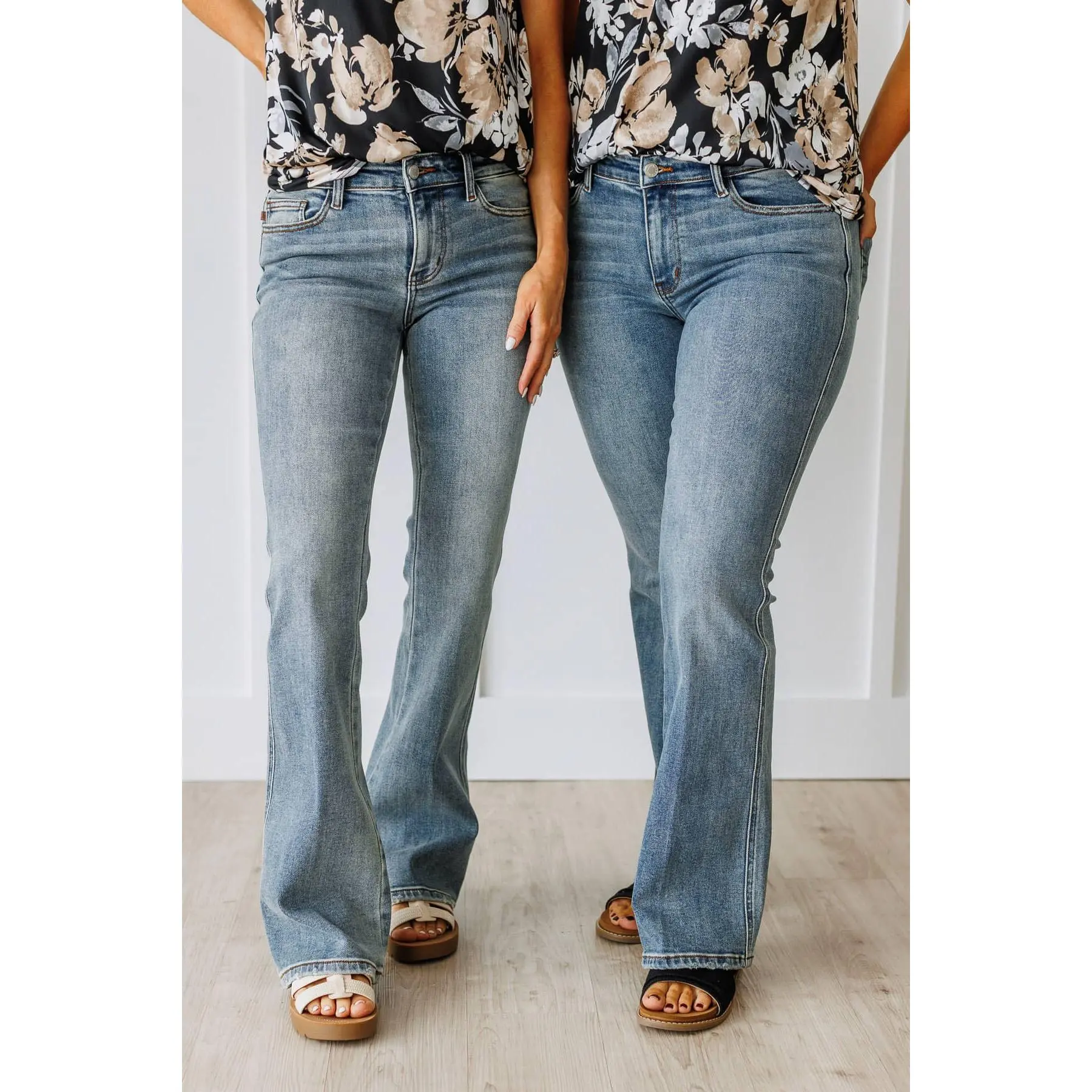 Women's Judy Blue Low Rise Bootcut Cut Jeans - Liliana Wash, Cotton Denim Fabric, Embroidery Detail, Button Closure, Functional Pocket, Zipper, Multi-Size Bottoms, Basic