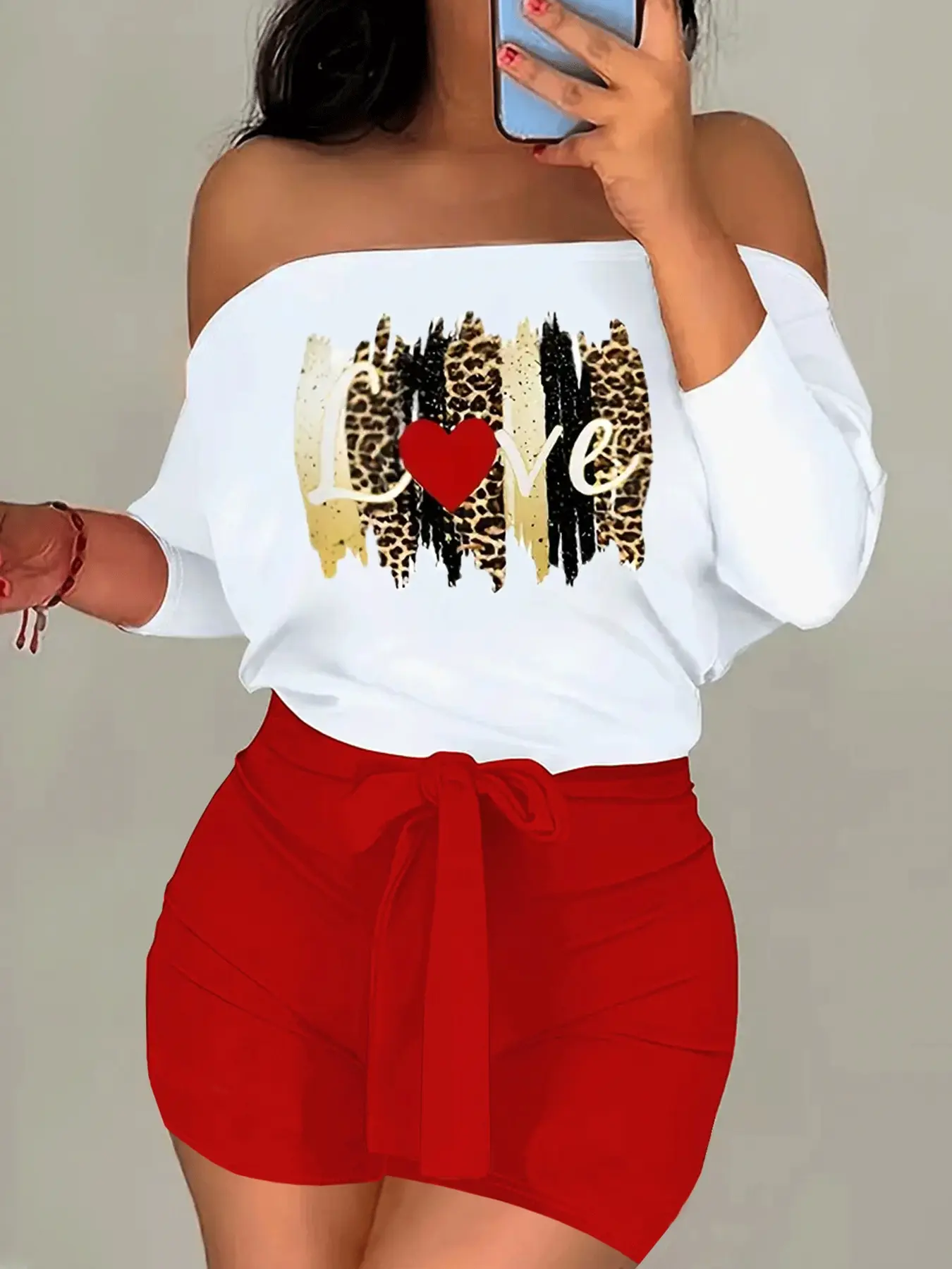 New European Style Off-Shoulder Top and Tie Shorts Two-Piece Set, Casual Chic Fitted Design, Regular Length Tops for All Seasons