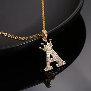 Fashionable zircon crown English 26 letter initials pendant simple daily ladies necklace for girlfriend gift suitable for wedding party