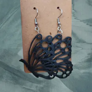 3D Printed Butterfly Earrings - Unique Design with Intricate Patterns and Hook Closure