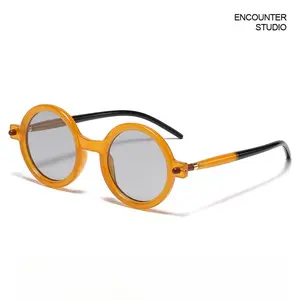 Trendy Vintage Retro Round Frame Sunglasses for Women Men UV400 Protection Lightweight Shades for Daily Wear Photoshoot Vacation Outfit Streetwear