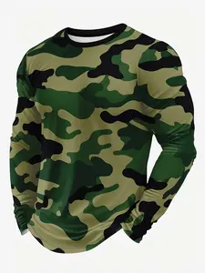 Men's green camouflage print crew neck long-sleeved T-shirt, casual and stylish outdoor street sportswear for spring and autumn, suitable for everyday wear.