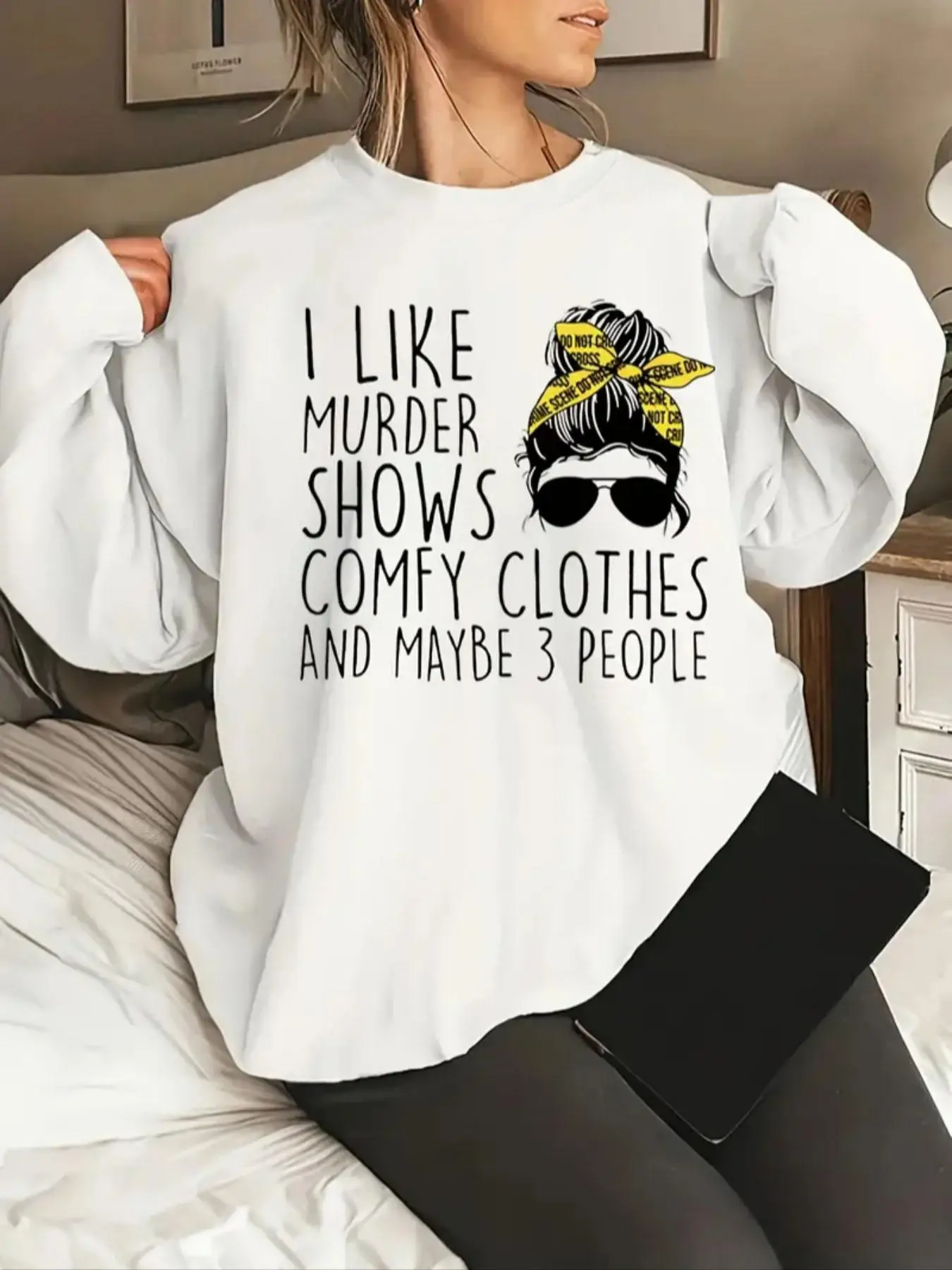 Women's Cartoon & Letter Print Crewneck Long Sleeve Sweatshirt, Loose Trendy Lady Casual Soft Comfort Fashion Round Neck Pullover for Fall & Winter, F