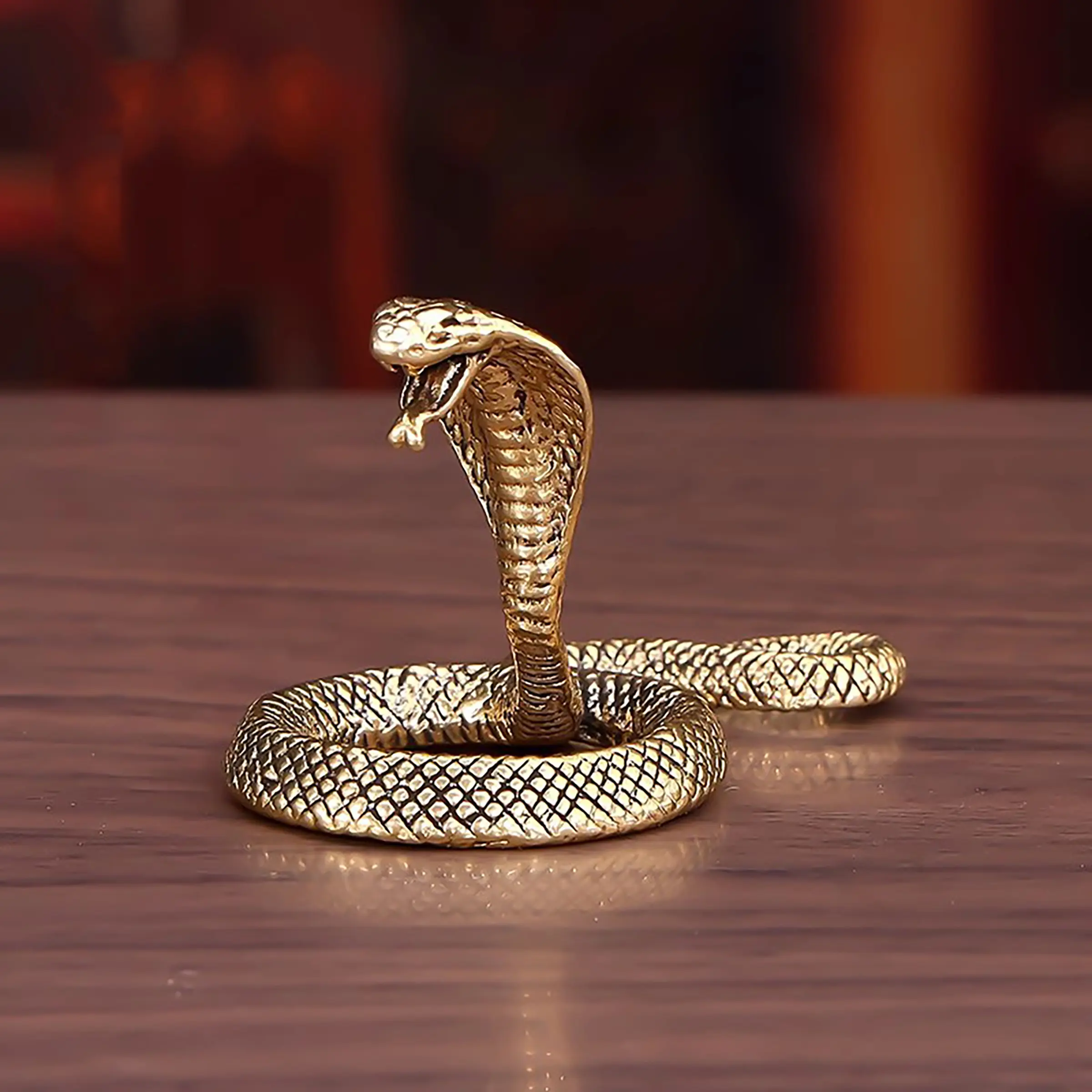 Vintage Brass Snake Statue, Antique Craftsmanship Decorative Home Decor Accent, Perfect Gift for Holidays & Seasons, Unique Artistic Sculpture, Indoor Home Decoration, Decorative Sculptures, Statues for Home Decor