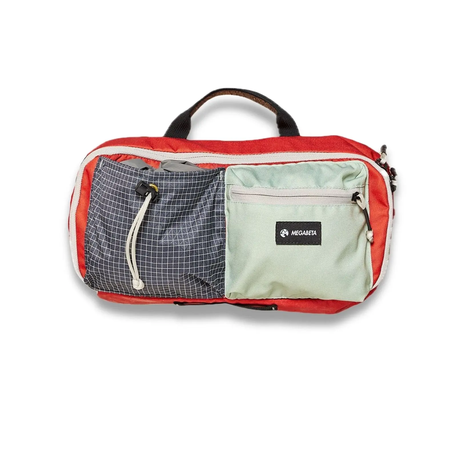 Megabeta Climber Sling Bag - 100% recycled polyester, smell-proof liner, durable & ecor-friendly, 6.8L volumea