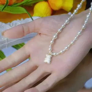 LisiZen New Autumn Winter Fashion Gentle Versatile Zircon Bear Pearl Necklace Exquisite Simple Design Collar Chain DZXL3989